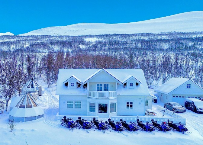 Base camp ved Lyngenalperne