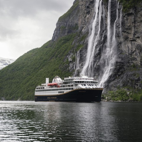 Rejs med Havila langs Norges kyst
